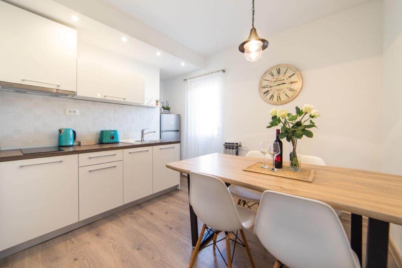 Villa Jadranka Apartments Tucepi Ngoại thất bức ảnh
