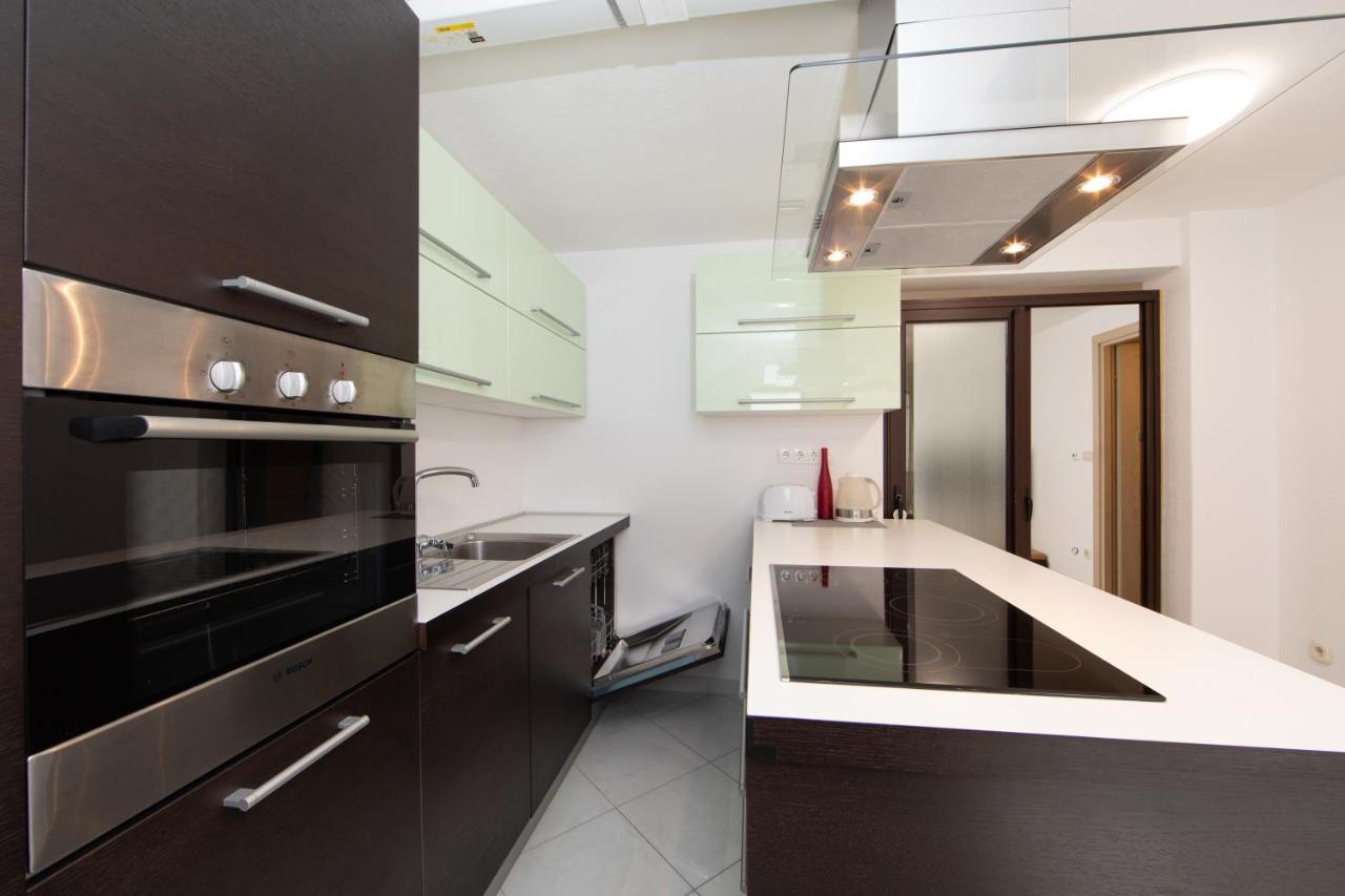Villa Jadranka Apartments Tucepi Ngoại thất bức ảnh