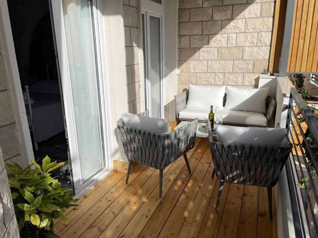 Villa Jadranka Apartments Tucepi Ngoại thất bức ảnh