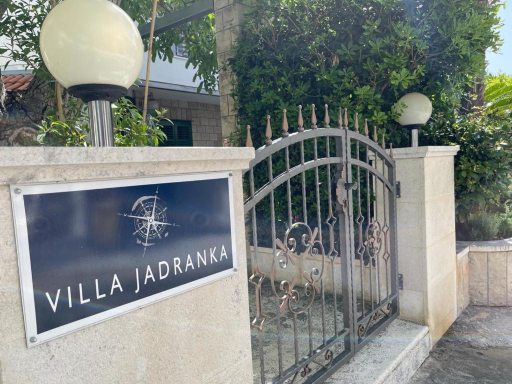 Villa Jadranka Apartments Tucepi Ngoại thất bức ảnh